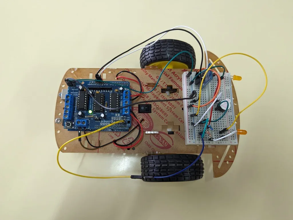 Carro Bluetooth com Arduino